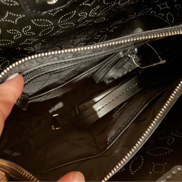 MICHAEL Michael Kors black satchel with crossbody strap, like NEW! - Picture 4 of 6